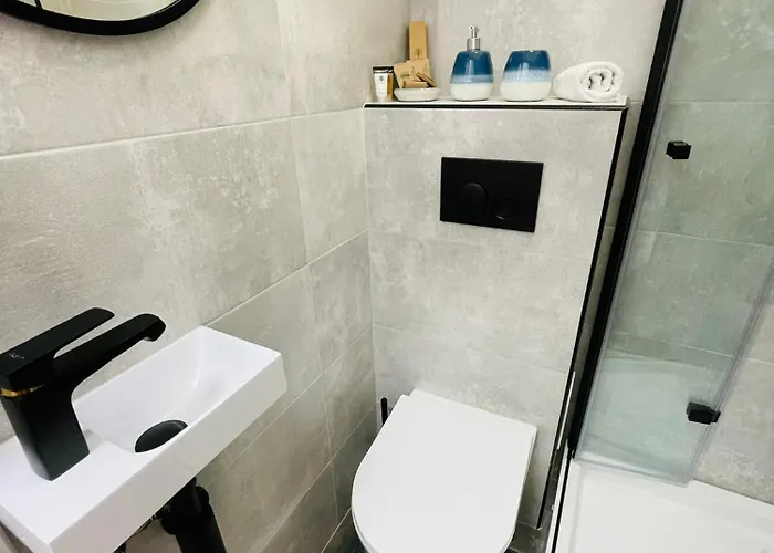 Mini Chrobrego Przy Plazy Z Loggia Апартаменти